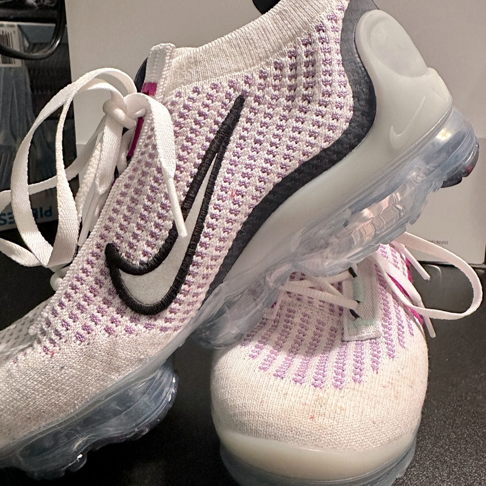 Mike vapor max!